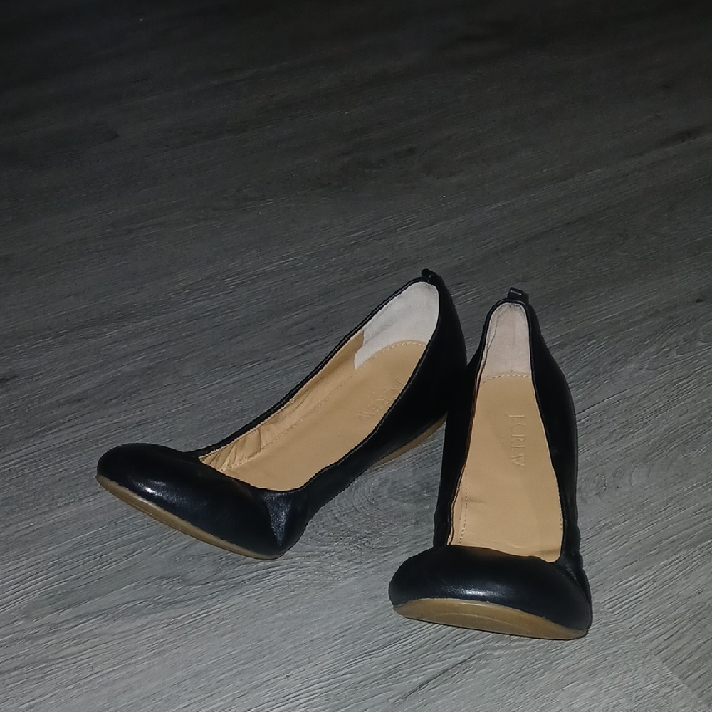 J. Crew Black Leather Flats Sz 10 EUC worn once or twice